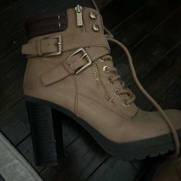 Guess Tan Lace Up Boots with Gold Accents - Picture 4 of 5